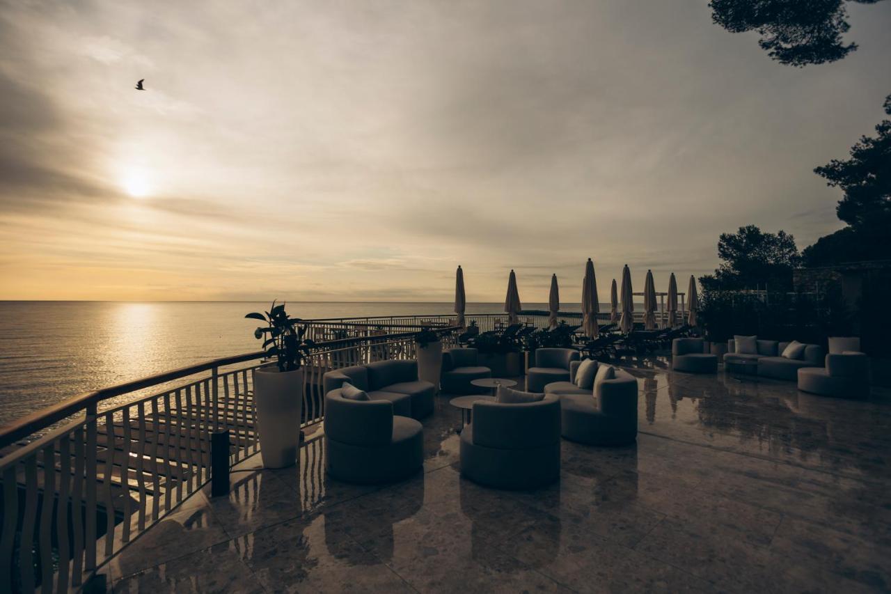 Hotel Arc En Ciel Diano Marina Bagian luar foto